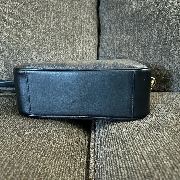 Coach Double Zipper Crossbody Bag - Picture 5 of 5